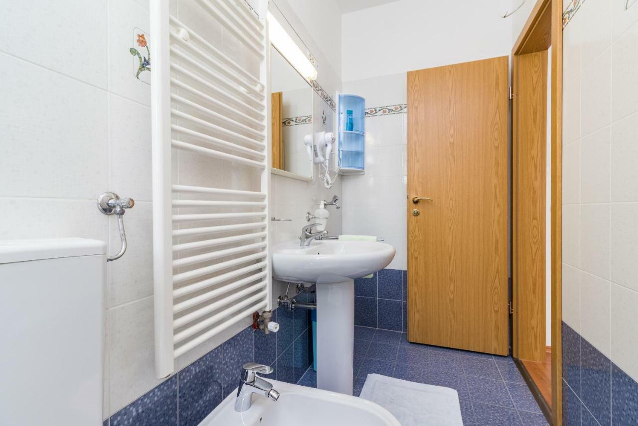 Apartment Anton, Fazana Ngoại thất bức ảnh